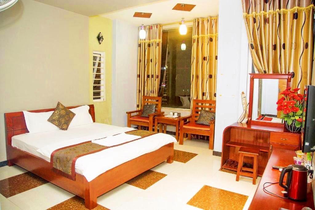 Khách Sạn Hoàng Gia 2 Lào Cai Extérieur photo