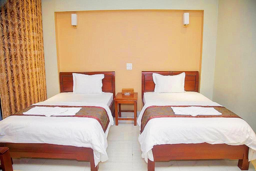 Khách Sạn Hoàng Gia 2 Lào Cai Extérieur photo